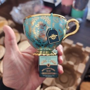 Bridgerton Tea Cup Wallflower Plug-In